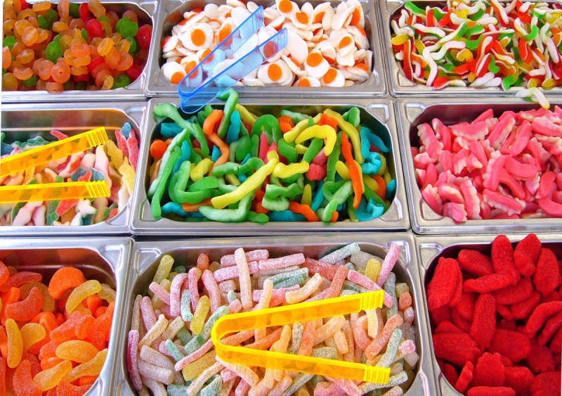 magasin-SIX FOURS LES PLAGES-min_pick_and_mix_children's_sweets_candy_colorful_treat_confectionery-1020869